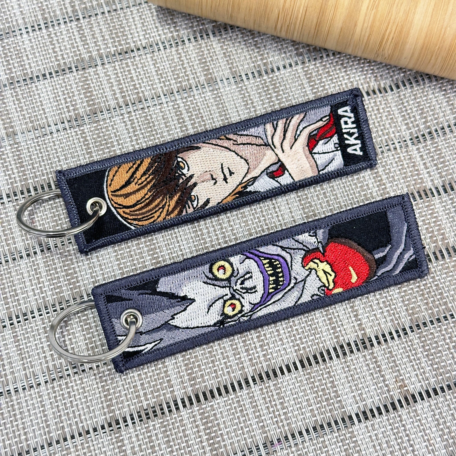 Death Note embroidered anime keychain with Ryuk and Light Yagami – Akira Gallery
