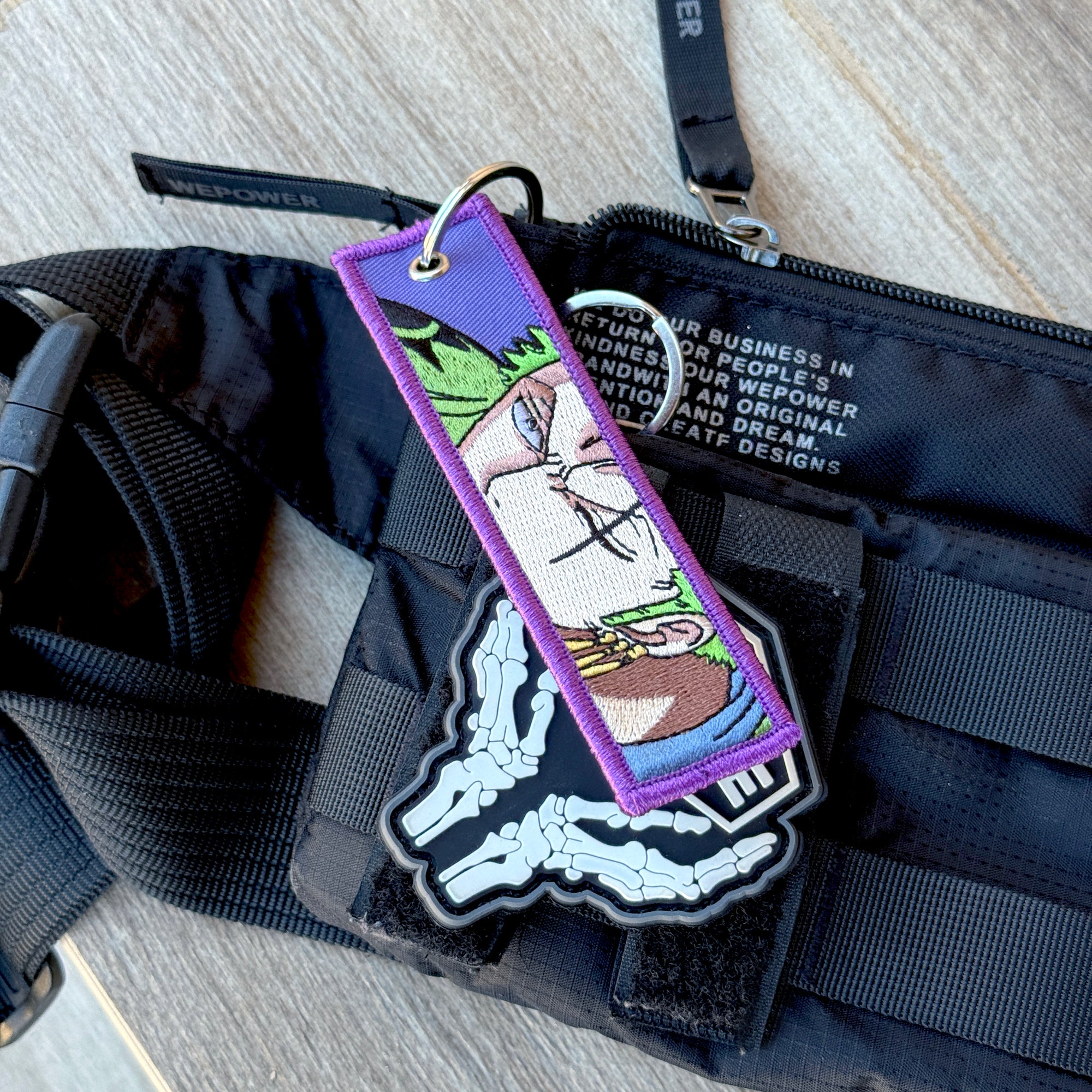 Roronoa Zoro Embroidered Keychain – One Piece Anime Keytag | Akira