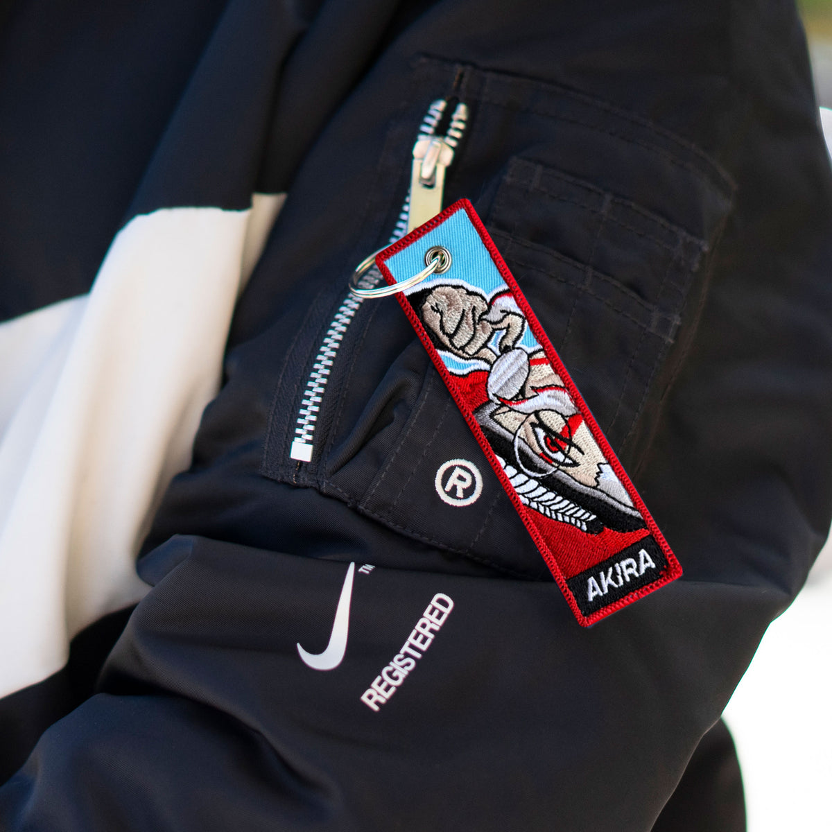 Okarun embroidered anime keychain inspired by Dandadan – Akira Gallery
