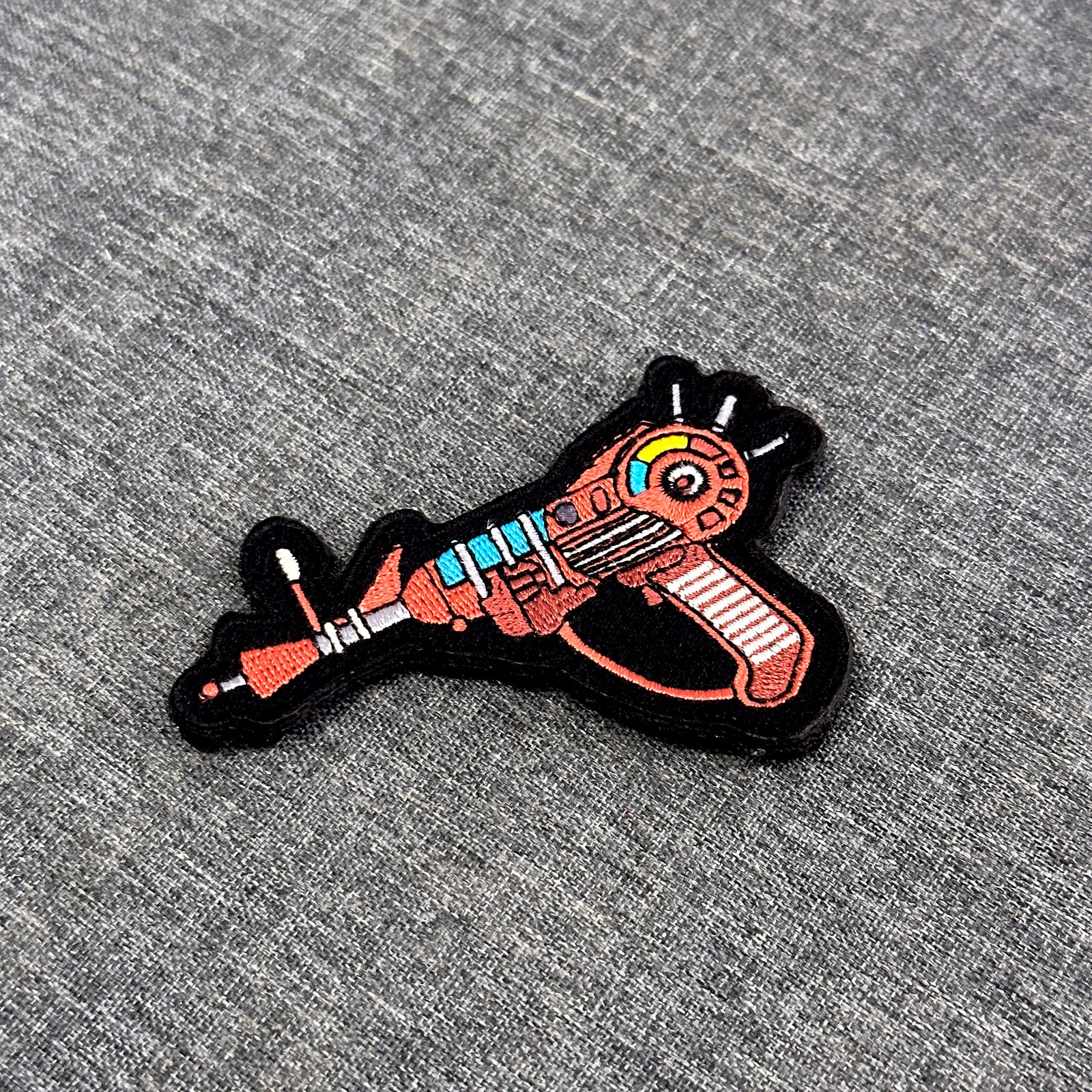 Ray Gun embroidered gaming patch inspired by Call of Duty Zombies with velcro backing – Akira Gallery
