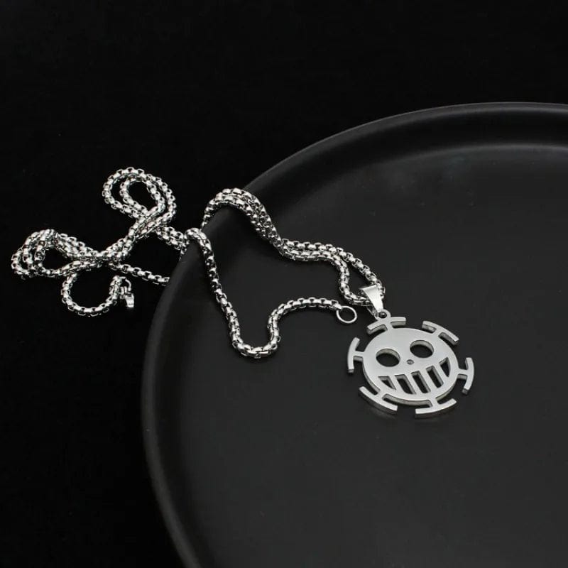 Minimalist Trafalgar Law skull pendant necklace for anime fans
